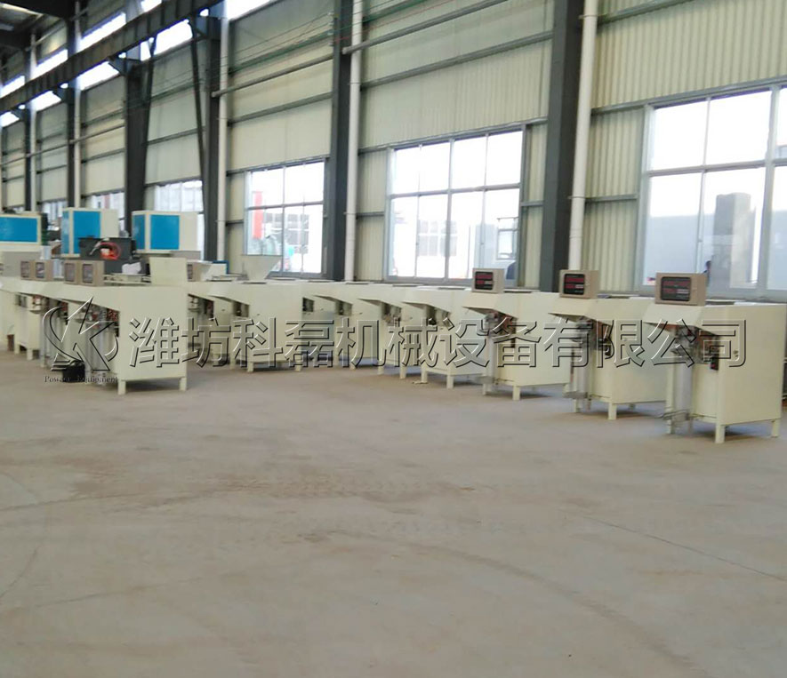 襄阳用裕橡(xiang)胶制造有限(xian)公司粉體顆(ke)粒包裝機待(dài)發貨區 第1張(zhang)