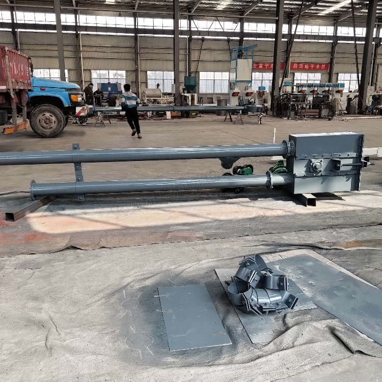 碳(tàn)酸氫铵(ǎn)密閉管(guǎn)鏈輸送(song)之路，無(wu)塵密封(fēng)輸送設(shè)備，襄阳(yang)用裕橡(xiang)胶制造(zao)有限公(gong)司碳酸(suān)氫铵管(guan)鏈輸送(sòng)機 第1張(zhang)