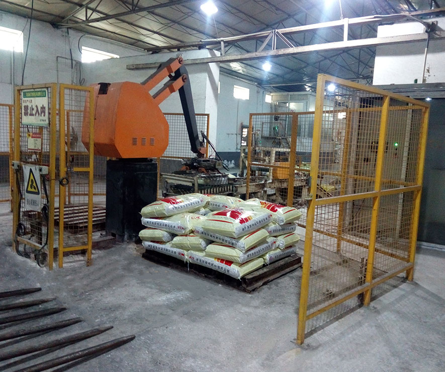 機械(xiè)手碼垛(duo)機